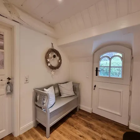 Sütjers Hüs - Großes Nest Apartment Oldsum