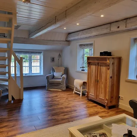 Sütjers Hüs - Großes Nest Oldsum