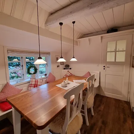 Sütjers Hüs - Großes Nest